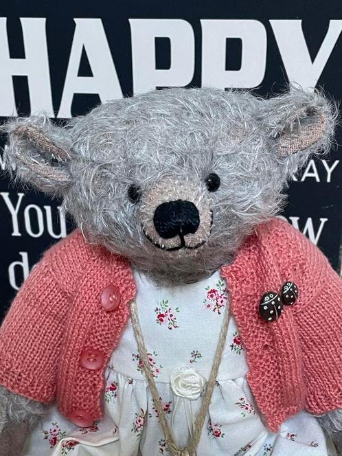 Prachtige artist mohair teddybeer met stokbeertje, Verzamelen, Beren en Cherished Teddies, Zo goed als nieuw, Stoffen beer, Overige merken