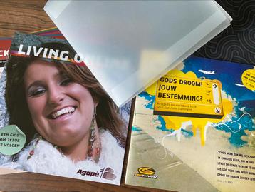 Christelijke werkboeken voor jongeren beschikbaar voor biedingen