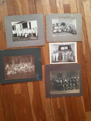 5 oude zwart wit foto's op karton beschikbaar voor biedingen