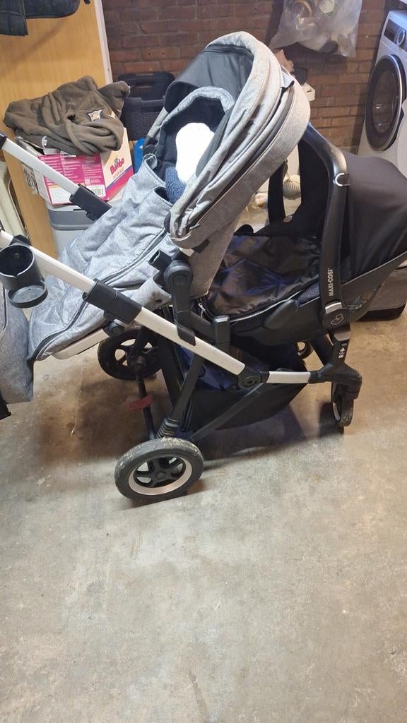 Thule Sleek Duo Kinderwagen + MaxiCosi + accessoires, Kinderen en Baby's, Tweelingen en Meerlingen, Gebruikt, Kinderwagen of Buggy