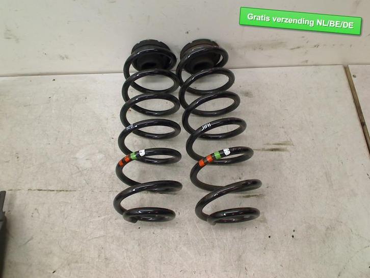 SCHROEFVEER ACHTER verenset s-line A1 Sportback (8XA / 8XF), Auto-onderdelen, Ophanging en Onderstel, Audi, Gebruikt