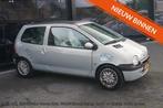Renault Twingo 1.2 Cinétic, stuurbekrachtiging, Open dak, E, Voorwielaandrijving, 4 cilinders, 4 stoelen, Bedrijf
