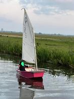 Leuke optimist met karretje en afdekzeil, Watersport en Boten, Ophalen of Verzenden, Zo goed als nieuw, Minder dan 15 m²