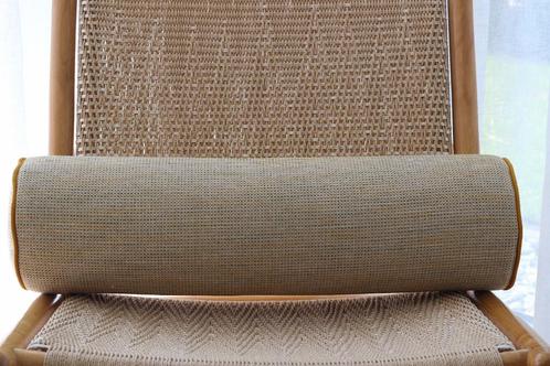 Lichtgeel rolkussen, Huis en Inrichting, Woonaccessoires | Kussens, Nieuw, Geel, Cilindervormig, Ophalen of Verzenden