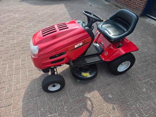 Zitmaaier mtd
Moter 13/5pk avs
Variomatic, Tuin en Terras, Grasmaaiers, Zo goed als nieuw, 50 cm of meer, Cirkelmaaier, Ophalen