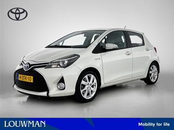 Toyota Yaris 1.5 Hybrid Dynamic | Navigatie | Afneembare tre beschikbaar voor biedingen