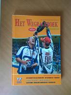 Het wegraceboek. Editie 2010/2011 + binnenring, Boeken, Ophalen of Verzenden, Zo goed als nieuw, Balsport