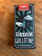 Schoenkadootje! Goocheltruc: vinger guillotine., Hobby en Vrije tijd, Gezelschapsspellen | Kaartspellen, Ophalen of Verzenden