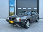 Lancia Delta 1.6 8v GT IE 1990 APK 16-09-2027, Auto's, Lancia, Voorwielaandrijving, 4 cilinders, 995 kg, 497 kg