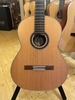 Hanika Natural PC Klassieke gitaar, Ophalen, Zo goed als nieuw, Klassieke of Spaanse gitaar, Met koffer