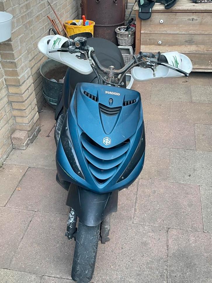 Zip 183cc LC stage 3, Fietsen en Brommers, Scooters | Piaggio, Zo goed als nieuw, Zip, Ophalen