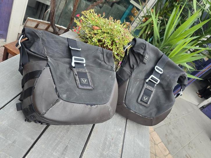 Legend Gear LS1 Zadeltassen met SLS Systeem incl. riemen, Motoren, Accessoires | Koffers en Tassen, Gebruikt, Ophalen of Verzenden