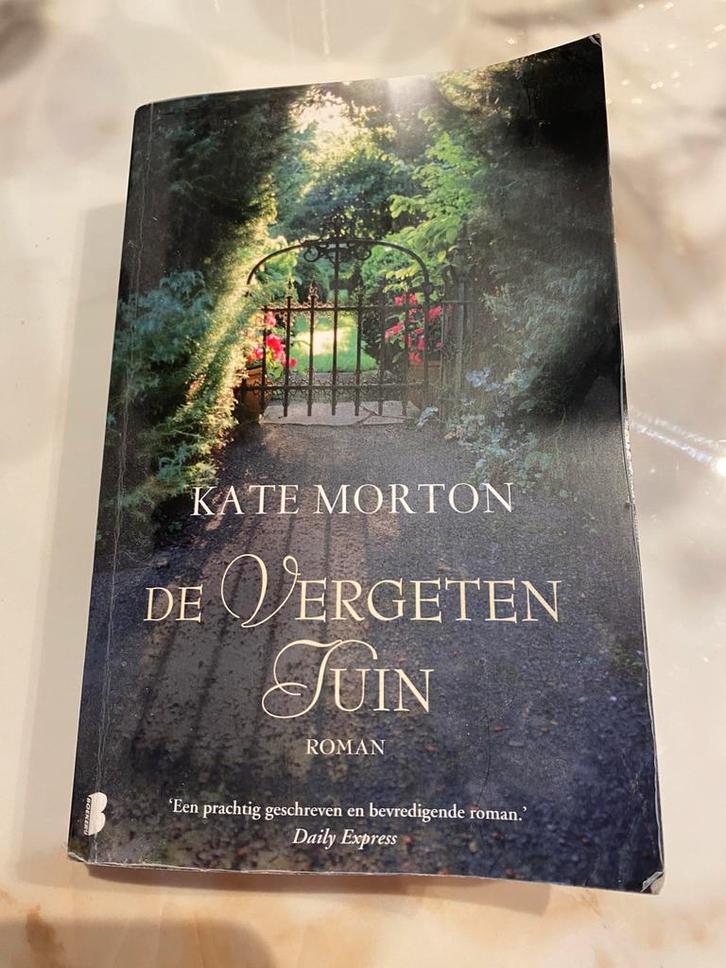 Kate Morton - De vergeten tuin, Boeken, Literatuur, Zo goed als nieuw, Ophalen of Verzenden