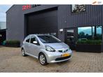 Toyota Aygo 1.0-12V | 5 deurs | Elek pakket, Voorwielaandrijving, Gebruikt, 4 stoelen, 68 pk