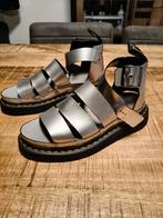 dr Martens sandalen Clarissa zilver 39, Kleding | Dames, Schoenen, Ophalen of Verzenden, Zo goed als nieuw, Overige kleuren, Sandalen of Muiltjes