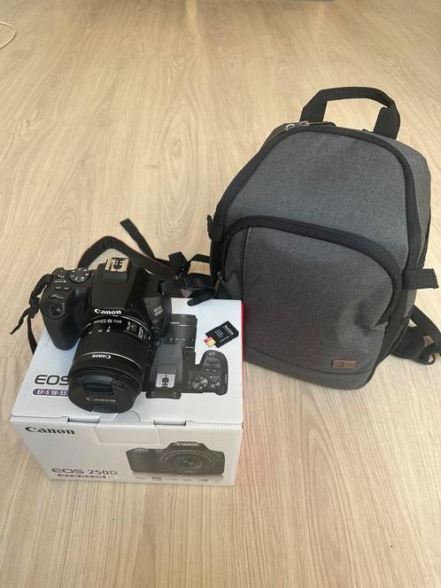 Canon EOS 250D, Audio, Tv en Foto, Fotocamera's Digitaal, Zo goed als nieuw, Spiegelreflex, Canon, Ophalen