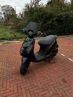 Piaggio Zip zwart ziet er erg goed uit ., Ophalen, Gebruikt, Zip