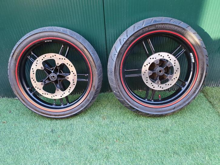 Yamaha TZR velgen set Velg wiel voorvelg achterwiel TZR50, Fietsen en Brommers, Brommeronderdelen | Algemeen, Zo goed als nieuw