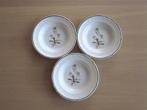 Quadrifoglio ceramica 3 diepe borden D22cm H4cm, Keramiek, Ophalen of Verzenden, Zo goed als nieuw, Bord(en)