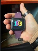 Goed onderhouden Fitbit Versa 2 met nieuw bandje & lader 55€, Gebruikt, Zwart, Fitbit versa 2, IOS