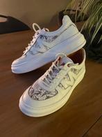 MAG Sympasneaker - Maat 41, Ophalen of Verzenden, Zo goed als nieuw, Wit, Sneakers of Gympen