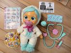 Cry Babies Kristal wordt ziek - Special Edition - ZGAN, Kinderen en Baby's, Speelgoed | Poppen, Ophalen, Zo goed als nieuw, Babypop