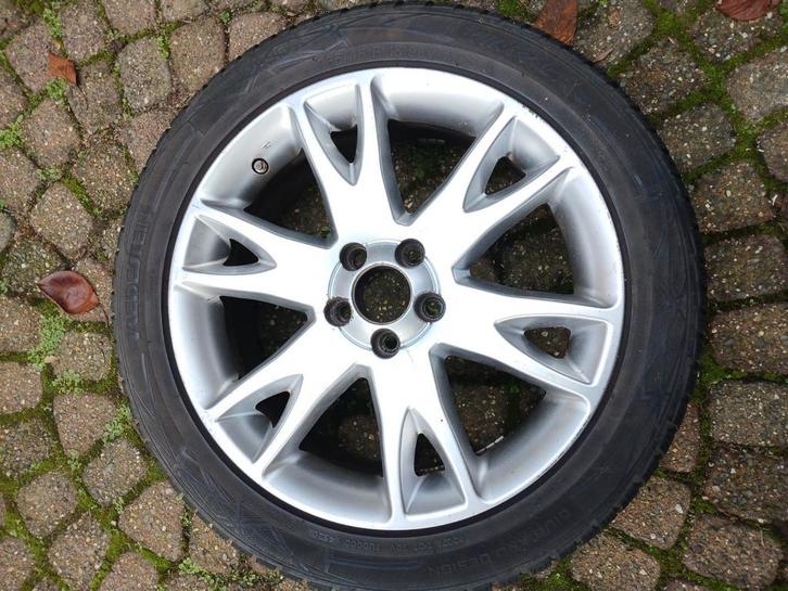 winterbanden met velg volvo v60  xc60, Auto-onderdelen, Banden en Velgen, Banden en Velgen, Winterbanden, 18 inch, 235 mm, Personenwagen