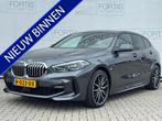BMW 1-serie 118i High Executive M-PAKKET | NAVI | PDC | STOE, 65 €/maand, Gebruikt, Met garantie (alle), Leder en Stof