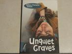 Early Blackbirds: Unquiet graves / Allan Frewin Jones, Ophalen of Verzenden, Zo goed als nieuw, Fictie
