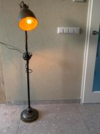 Staande lamp, Huis en Inrichting, Lampen | Vloerlampen, Ophalen, Gebruikt, 100 tot 150 cm