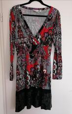 SUPER LEUK zwart/rood/grijs print jurkje van Miss Etam mt. M, Maat 38/40 (M), Overige kleuren, Nieuw, Ophalen of Verzenden