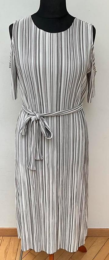 Top Shop zomer jurk maat 44, mat cut-out sleeves 