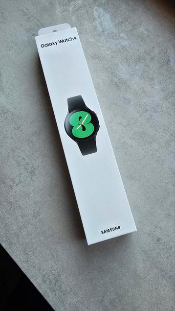 Samsung Galaxy Watch 4 - Nieuw & Geseald! beschikbaar voor biedingen