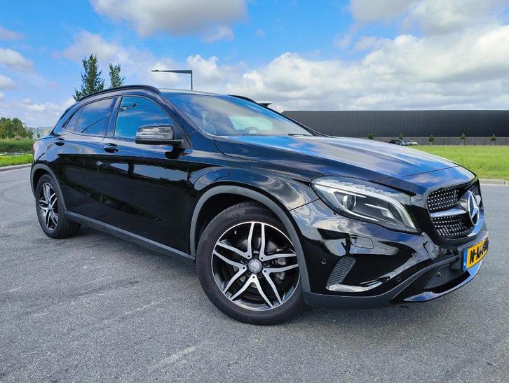 Mercedes-Benz GLA 180 Prestige Urban Edition + Night Pack, Auto's, Mercedes-Benz, Particulier, GLA, ABS, Airbags, Airconditioning