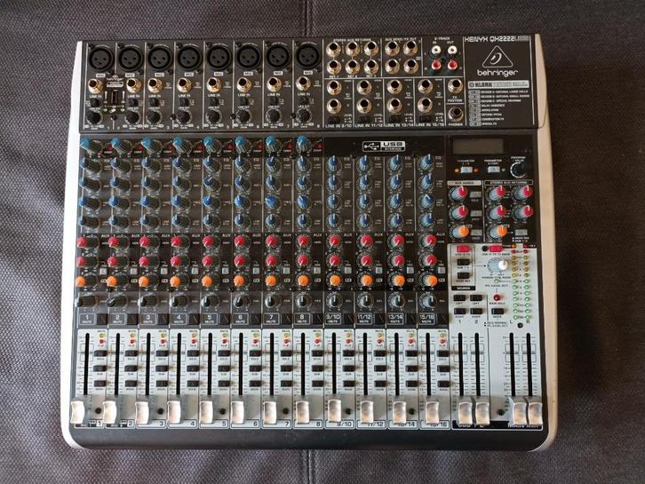 Behringer Xenyx Q2222 USB, Muziek en Instrumenten, Mengpanelen, Zo goed als nieuw, 10 tot 20 kanalen, Microfooningang, Ophalen of Verzenden