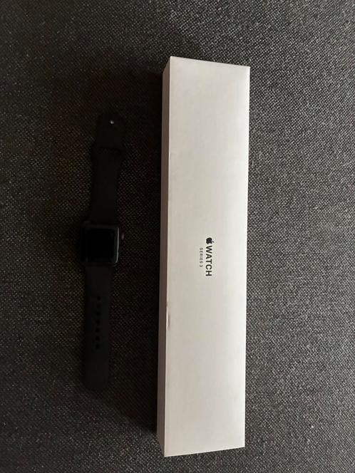 Apple Watch Series 3 - 38mm + Oplader – In Goede Staat!, Sieraden, Tassen en Uiterlijk, Smartwatches, Gebruikt, iOS, Zwart, Hoogte
