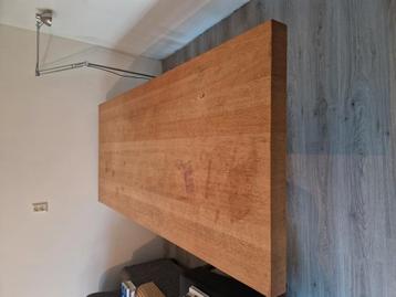 Massief eiken industriële eettafel  beschikbaar voor biedingen