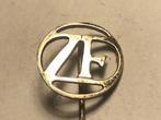 Metalen ZF Speld (Metaalkleur)., Verzenden, Zo goed als nieuw, Merk, Speldje of Pin