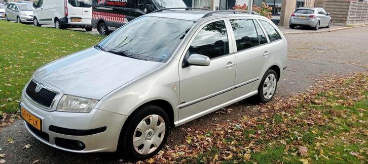 Skoda Fabia 1.4 Combi 59KW 2006 Grijs, Auto's, Skoda, Particulier, Fabia, Benzine, C, Stationwagon, Handgeschakeld, Origineel Nederlands