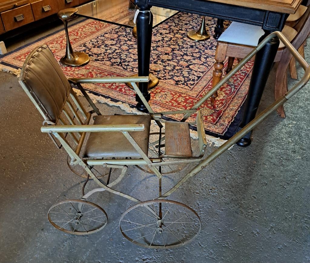 Antieke kinderwagen of poppenwagen originele oude top items, Antiek en Kunst, Curiosa en Brocante, Ophalen