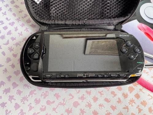 Playstation portable (orgineel, geen jailbreak), Spelcomputers en Games, Games | Sony PlayStation Portable, Zo goed als nieuw