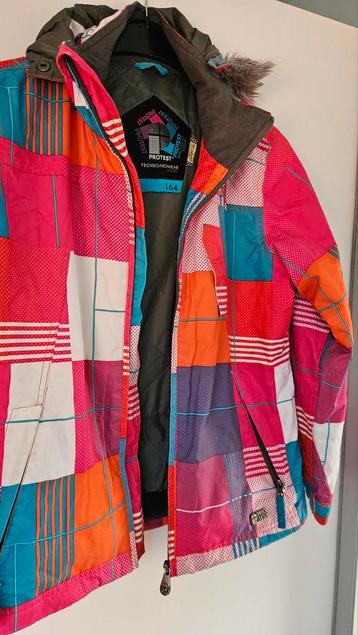 Protest Ski Jas Maat 164 beschikbaar voor biedingen