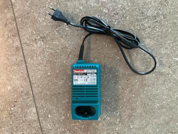 Makita DC7100 oplader (KWF) beschikbaar voor biedingen