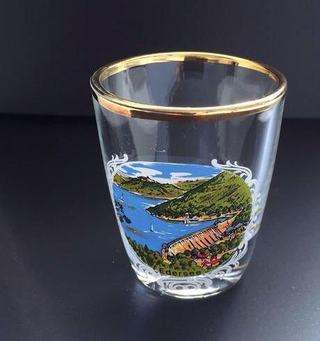 Uniek vintage shot glaasje Edersee, Hessen, Duitsland, Verzamelen, Glas en Borrelglaasjes, Nieuw, Borrel- of Shotglas, Ophalen of Verzenden