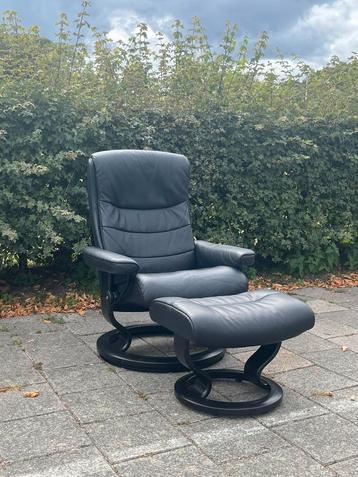 Stressless relax fauteuil met voetenbank beschikbaar voor biedingen