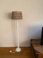 Landelijke Houten Lamp met Riet, Huis en Inrichting, Lampen | Vloerlampen, Ophalen, Zo goed als nieuw, Hout, 100 tot 150 cm