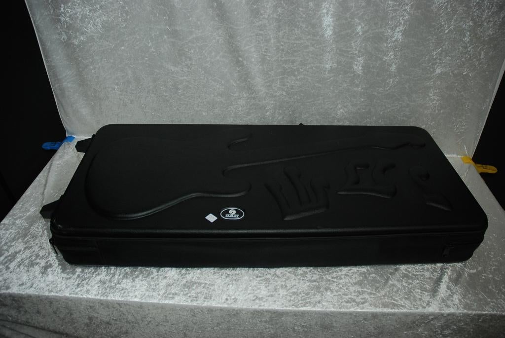 Fazley Hardcase voorelektrische  gitaar  <25251725>, Muziek en Instrumenten, Instrumenten | Onderdelen, Gebruikt, Elektrische gitaar