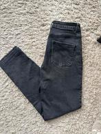 Mom Jeans, Kleding | Dames, Spijkerbroeken en Jeans, Ophalen of Verzenden, Zo goed als nieuw, Zwart, W27 (confectie 34) of kleiner