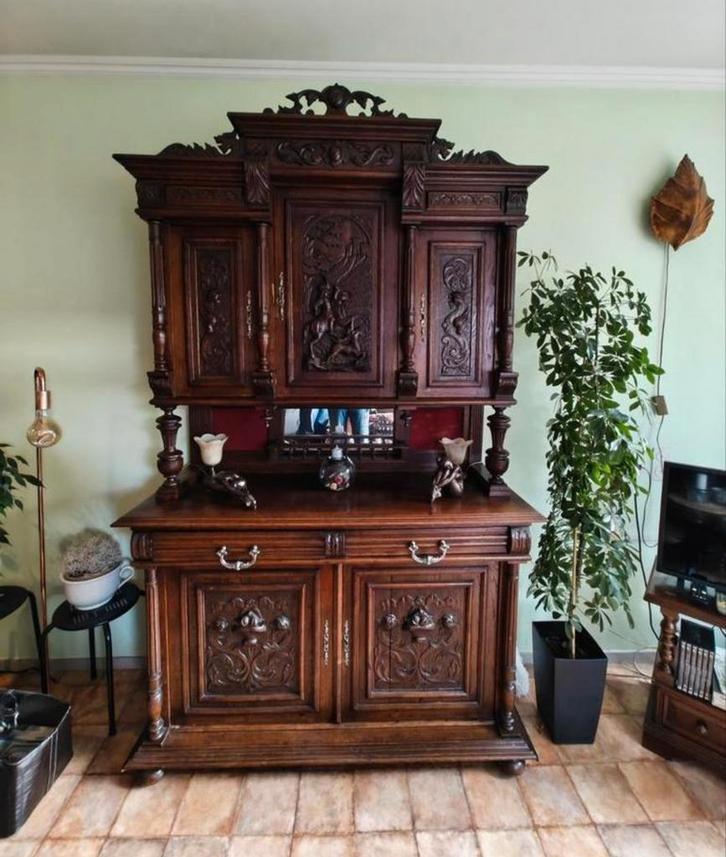 Antieke Franse buffetkast /  jachtkast, Antiek en Kunst, Antiek | Meubels | Kasten, Ophalen