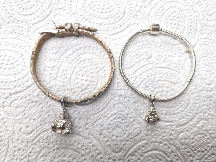 2 Zilveren Armbanden met Buddha Hanger, Sieraden, Tassen en Uiterlijk, Armbanden, Zo goed als nieuw, Zilver, Zilver, Ophalen of Verzenden